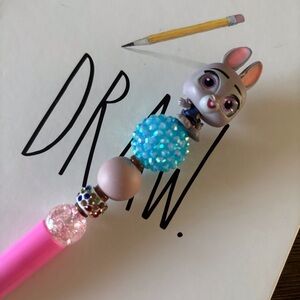 Disney Doorables: Zootopia: Judy Hopps handmade beaded pen